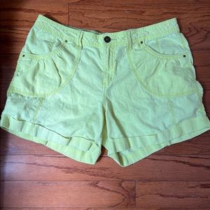 APT. 9 - MODERN - linen/cotton shorts - size 14